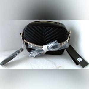 La Diva Womens Bag H6.5" x W8.5" x D2.5", Black